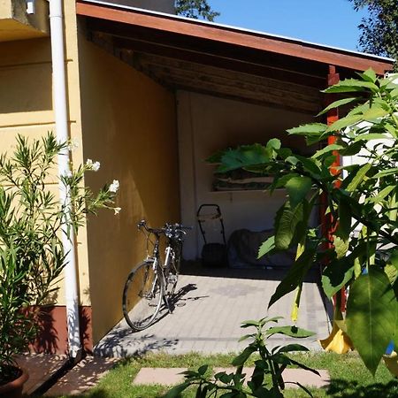 Akácia Apartman Budapest Esterno foto